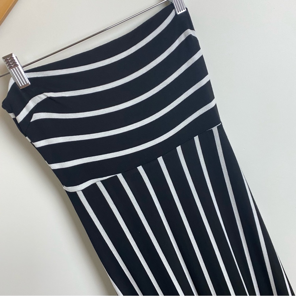 PRIVY Black & White Striped Maxi Dress Strapless Small - Picture 2 of 6